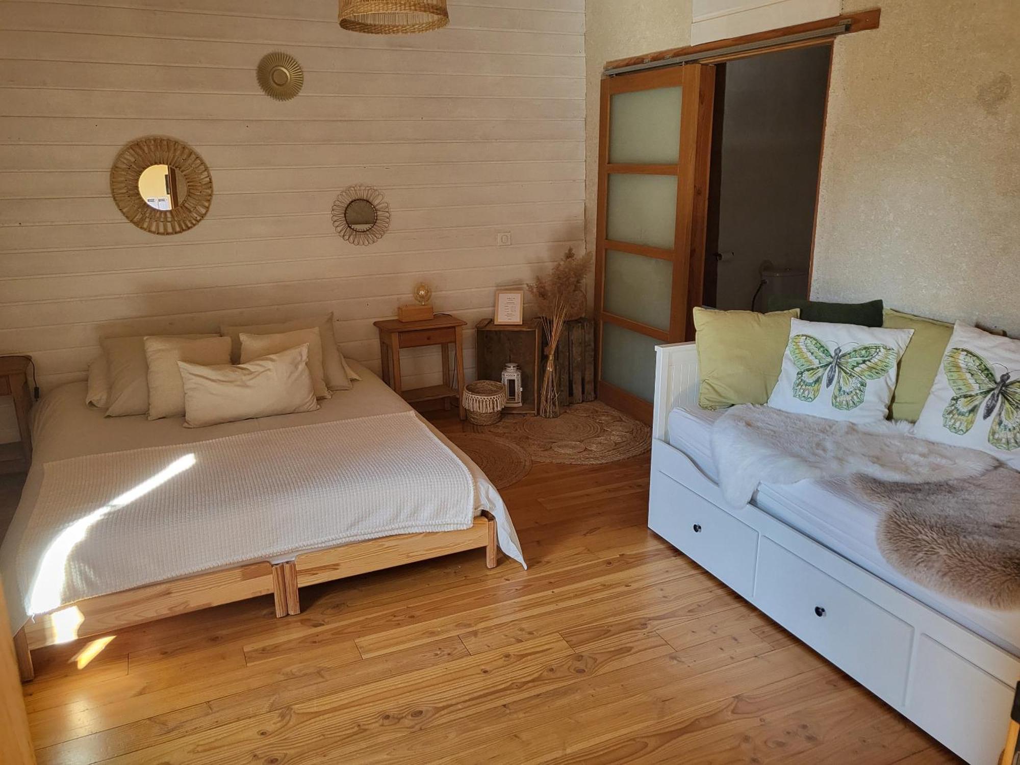 Le Grenier A Ble Hotel Satillieu Стая снимка
